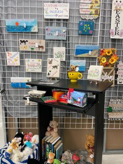 New items added…..Lightly used home decor, clothing, nerf, fine art and photography…..etc! We are booth 2/A Titusville Indoor Market. Come shop in the