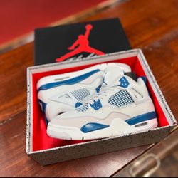 Jordan 4s white and blue brand new 