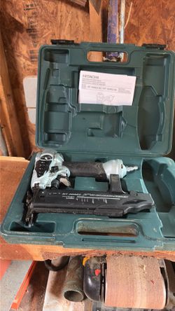 Nail gun