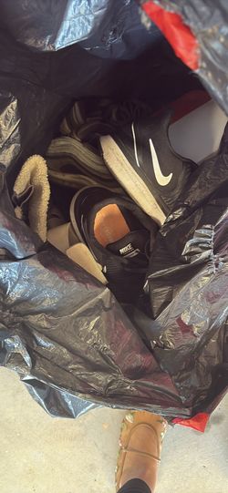 Selling women shoes