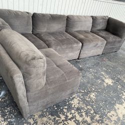 Nice Gray Sectional! Cleaned And Sanitized. Delivery Available!