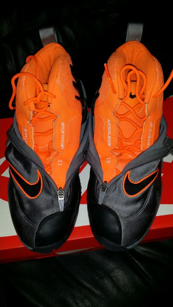 1.5 NIKE ARTICULATION.SIZE 11.
