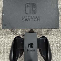 Nintendo Switch Console with Joy-Con Controller (Used)