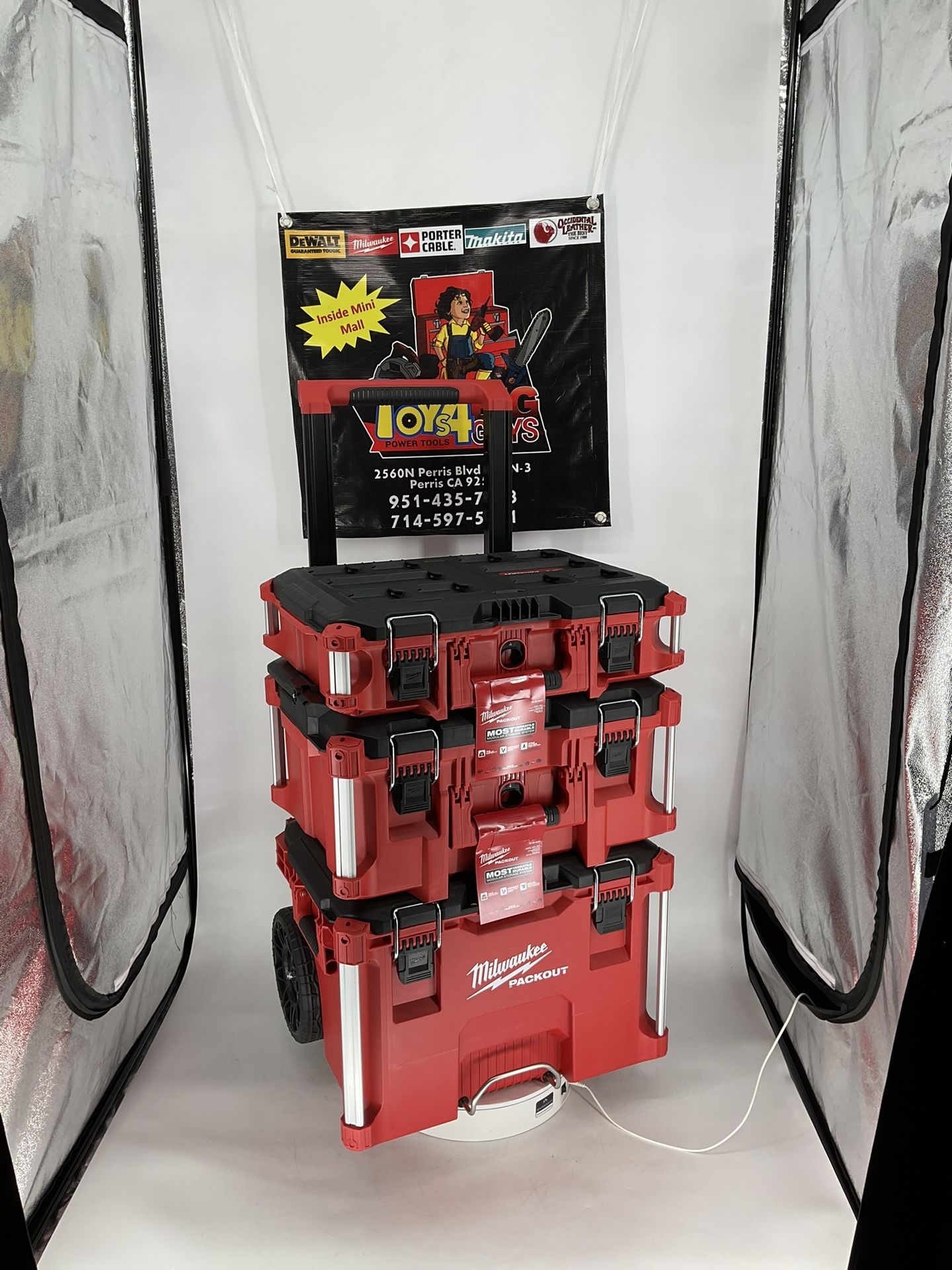 ‼️🚨THIS WEEKEND ONLY🚨‼️Milwaukee PACKOUT 22 in. Medium Tool Box, 22 in. Large Portable Tool Box, and  22 in. Rolling Modular Tool Box [$279]