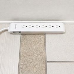 Philips 6-Outlet Surge Protector with 6ft Extension Cord, White