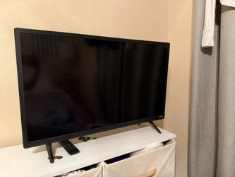 Vizio 32 Inch smart TV