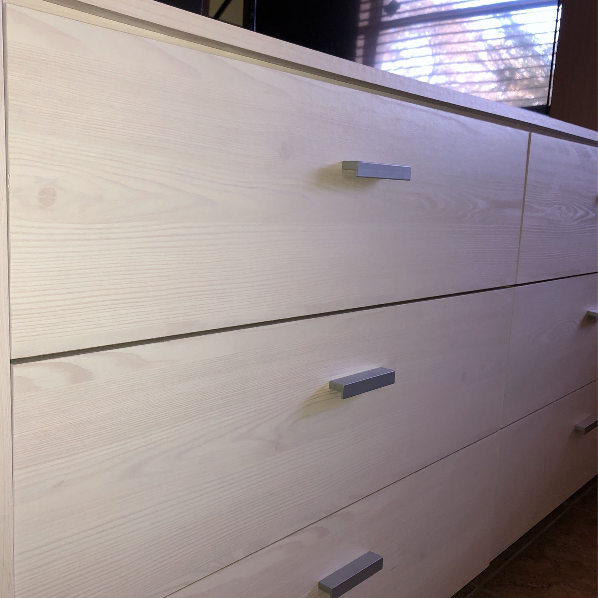 Dresser for Sale in Miami, FL OfferUp