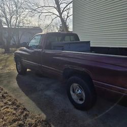 Chevy S10 Blazer &  Dodge Ram Pickup Truck 