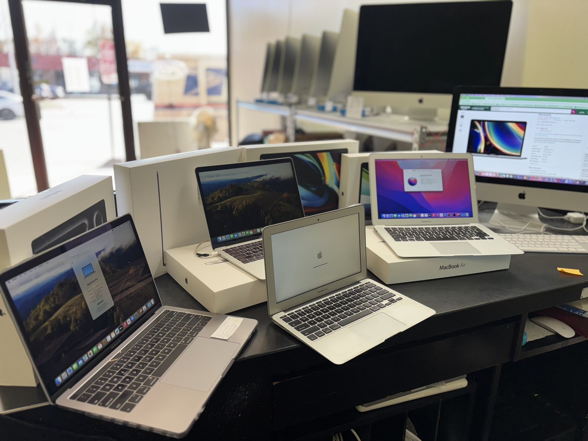 2015 Apple MacBook Air intel Core i5 Fully Tested Working