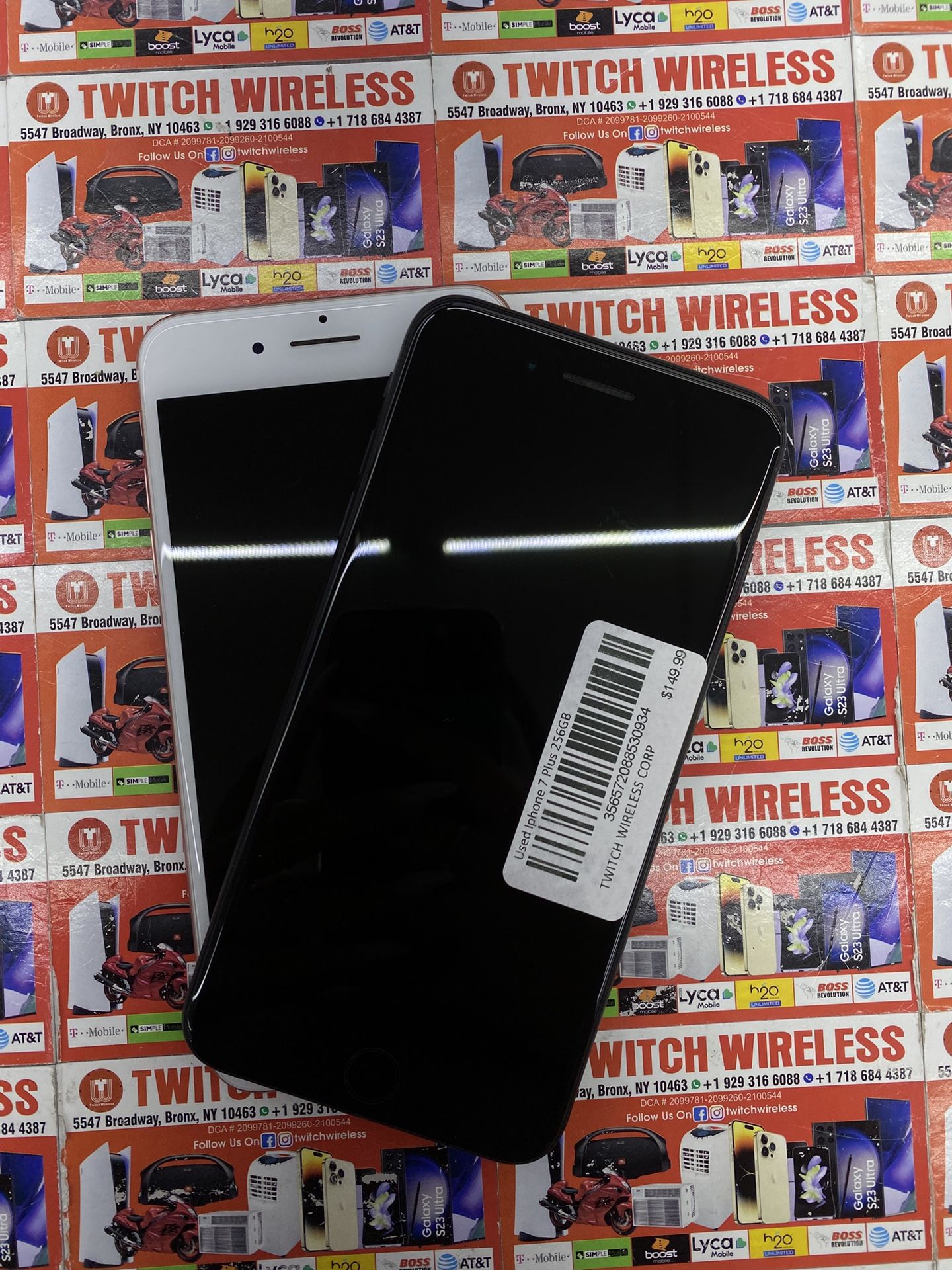 Used Iphone 7 plus 256GB Unlocked