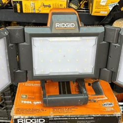 Ridgid 18v Cordless Hybrid Panel Light Tool Only 