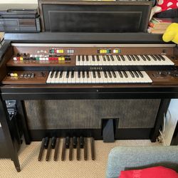 Yamaha Console Organ