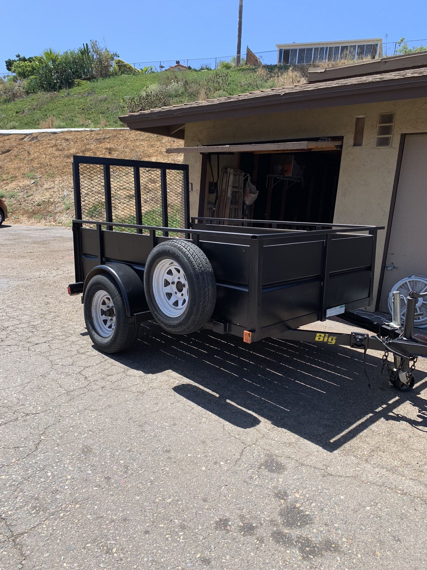 Big Tex Utility Trailer 5ft x 8ft with Ramp & spare tire, BIG RIM AND TIRES. PERFECT FOR EVERYTHING