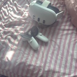 Used Meta VR Headset 