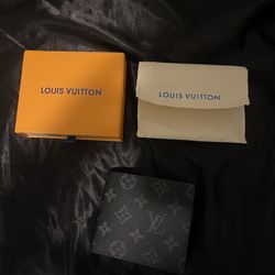Luis Vuitton Wallet 