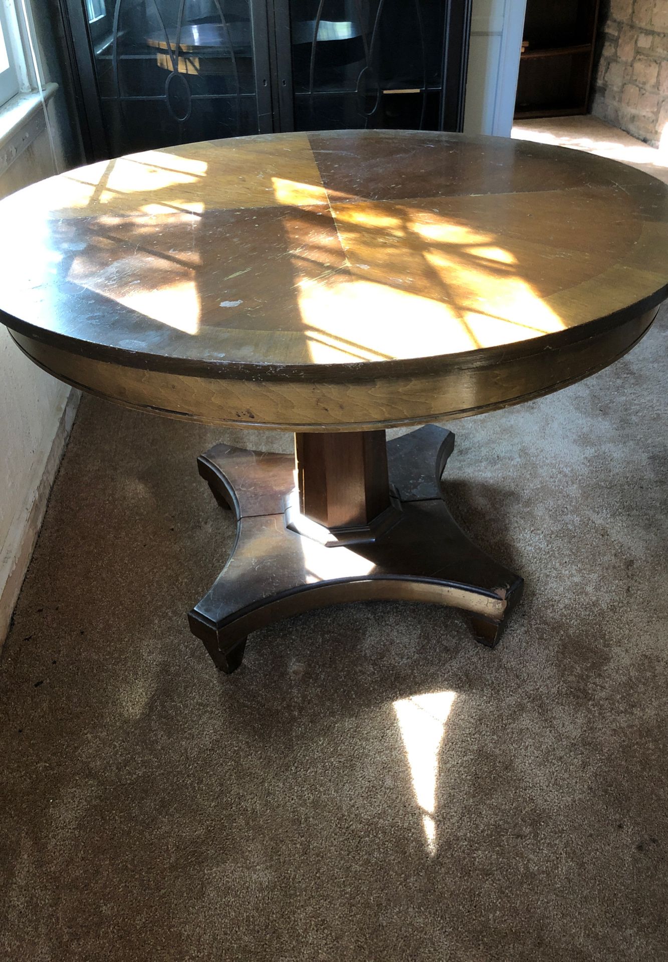 Dining room table from 1950 fair condition make an offer