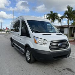 2017 Ford Transit 350 XLT Medium Roof Passenger Van 