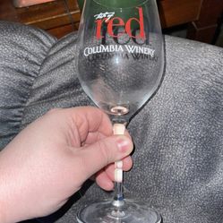 Official The Red Columbia Winery Wine Glass Beer Vintage Classic Used Collectibl