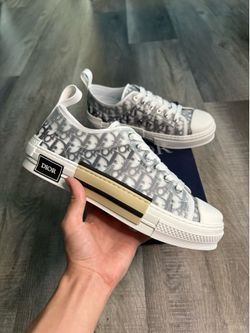 White men shoes
