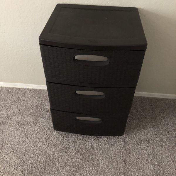 2 Plastic Dressers for Sale in Orlando, FL OfferUp