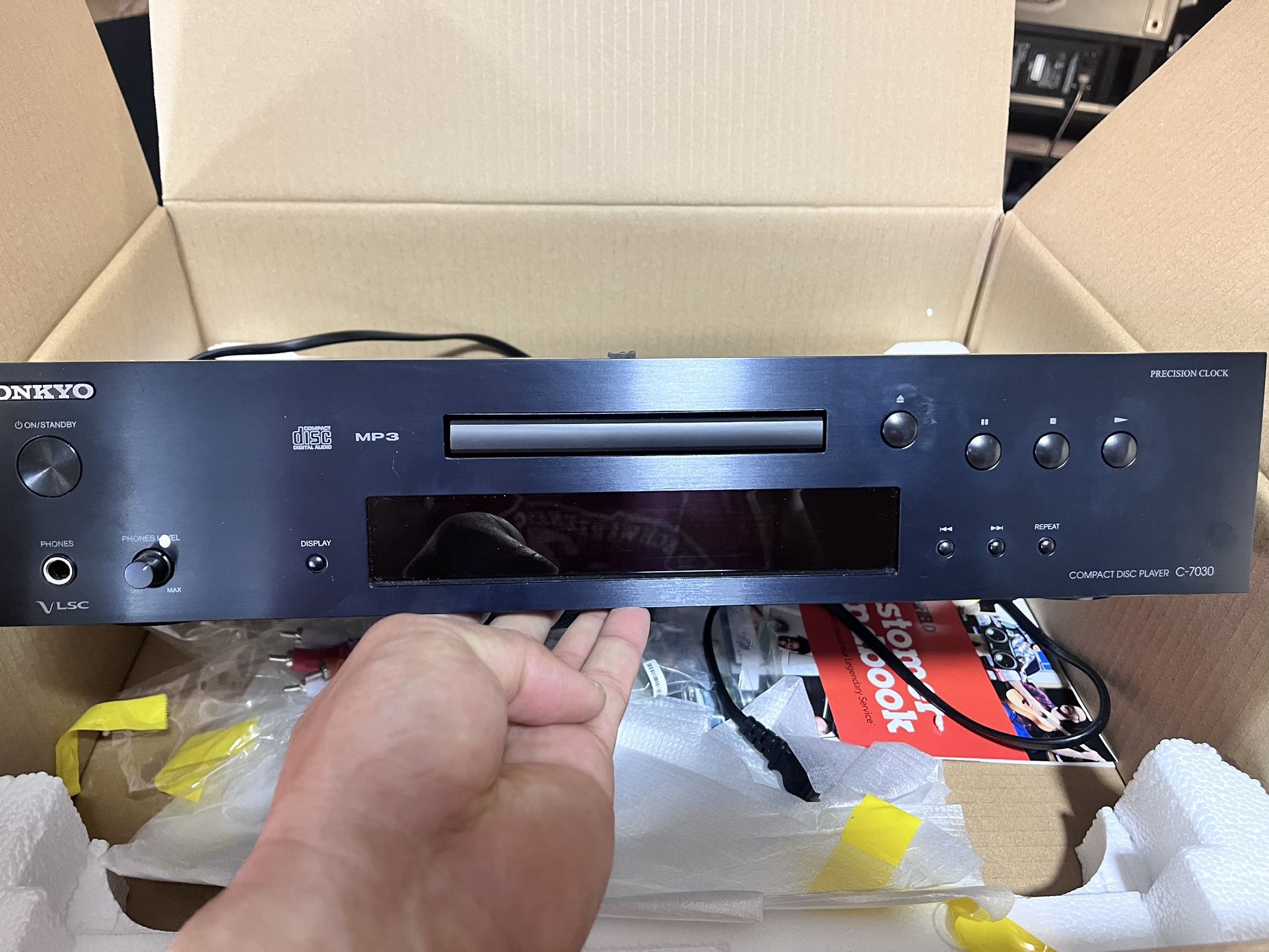 Onkyo CD MP3 Player
