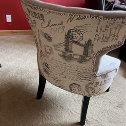 Paris accent Chair