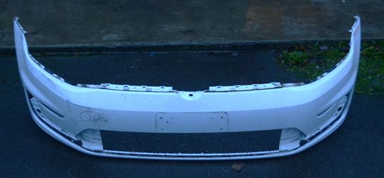 USED REF#U0514 || 2015-2016 VOLKSWAGEN E-GOLF || FRONT BUMPER COVER ONLY