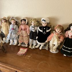 Heritage Mint Porcelain Dolls