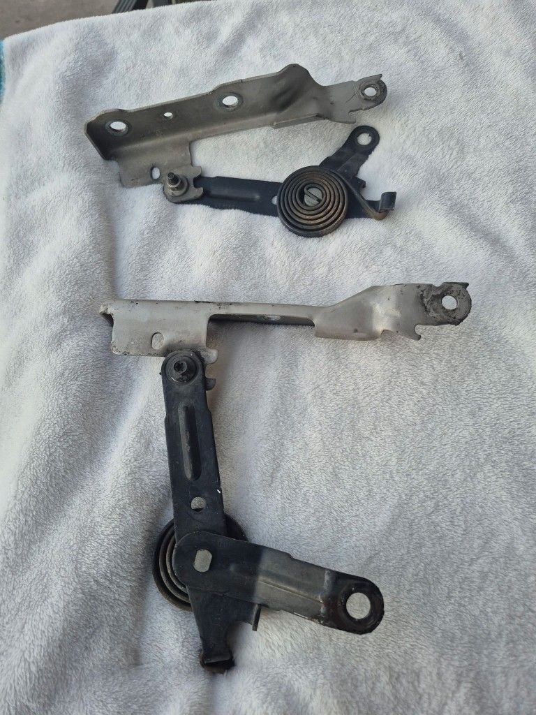 2007-2013 Escalade Tahoe Suburban Silverado Hood Hinges