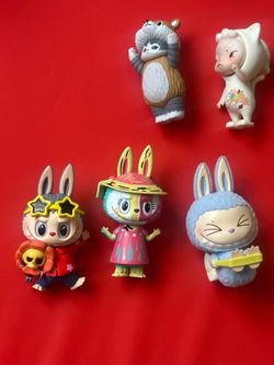 Labubus assorted figures