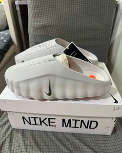 Nike slides