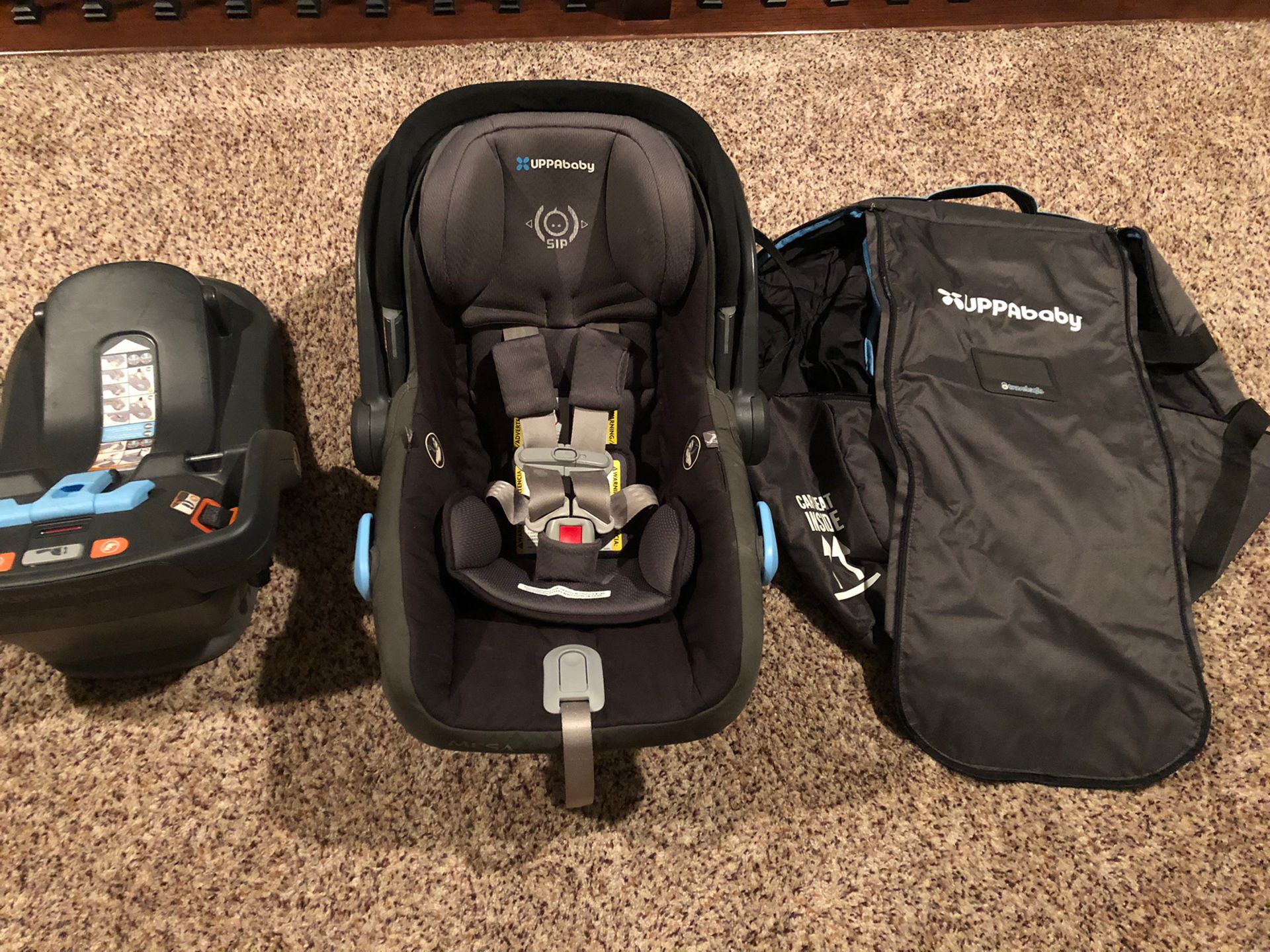 Uppababy Mesa Car Seat with Base and Travel Cover