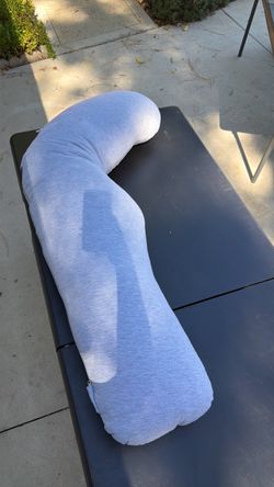 Pregnancy pillow