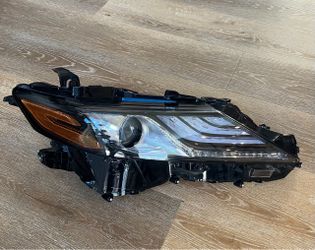 2018-2024 Toyota Camry Triple Beam Black Trim RH Passenger Side LED Headlight 81110-06G30 OEM