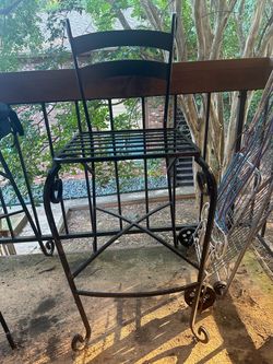 Black iron bar chairs (4)