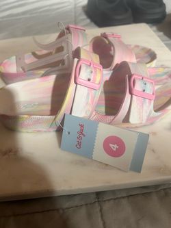 Girls sandals cat and jack size 4y