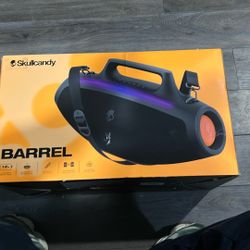 Skullcandy “barrel”