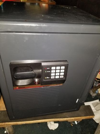 Sentry Fire-Safe Model A5889 Advanced Commercial Safe