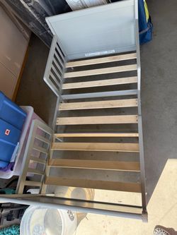 Toddler bed & mattress