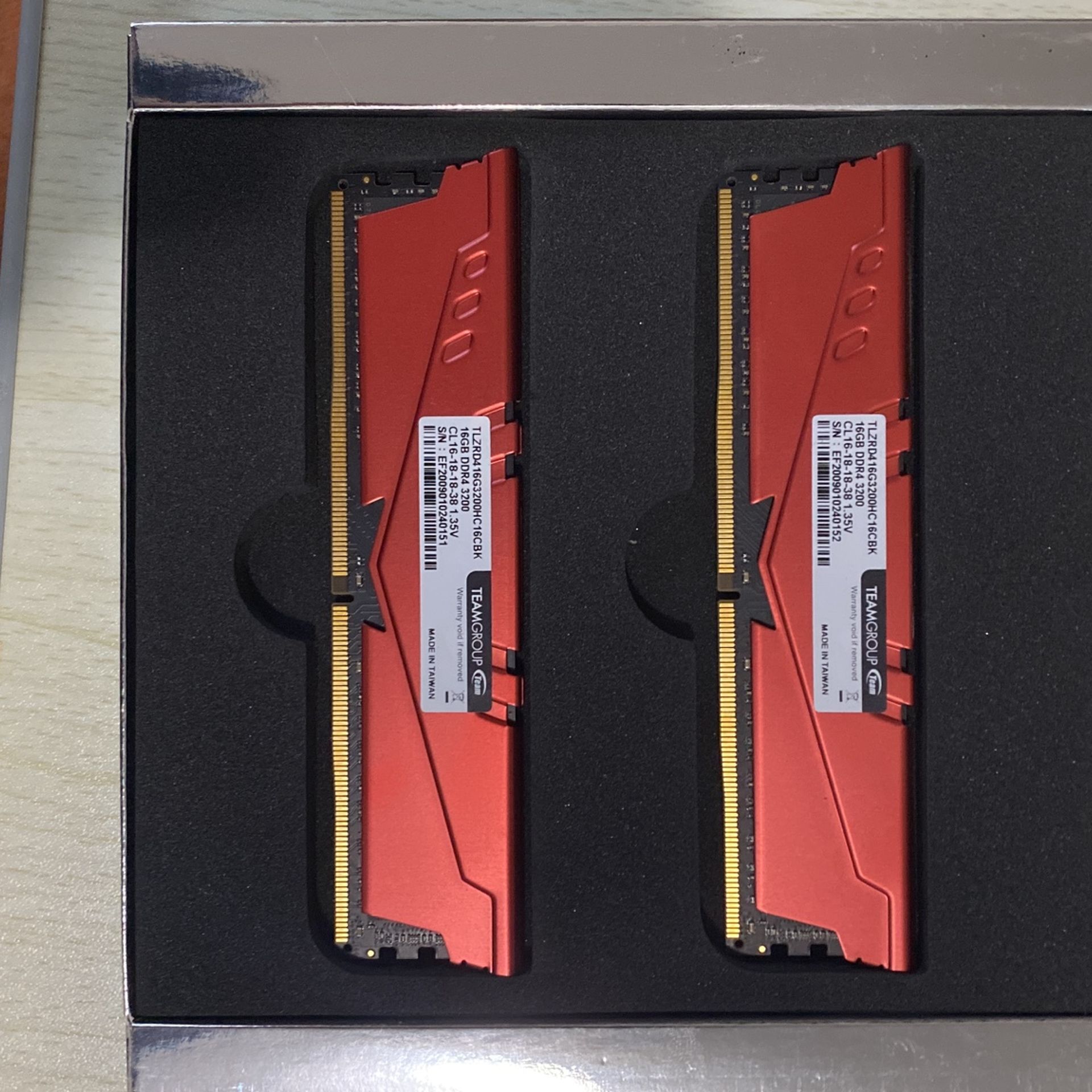 Desktop Ram 2x16Gb DDR4 3200mhz Cl16-18-18-38