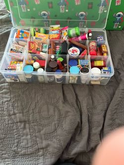 Mini brands