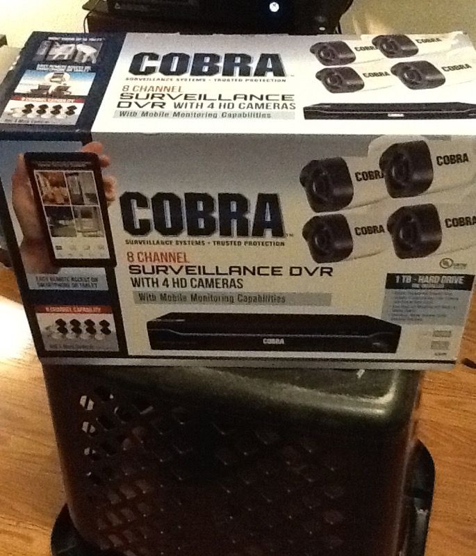 Cobra 8 channel surveillance system with mobile monitoring capabilities