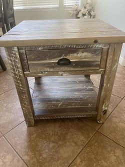 Jofran End Table