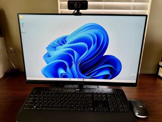 Windows 11 Pro Desktop Computer w/ Monitor & Accessories