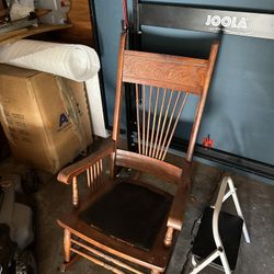 Antique cherry Rocking Chair
