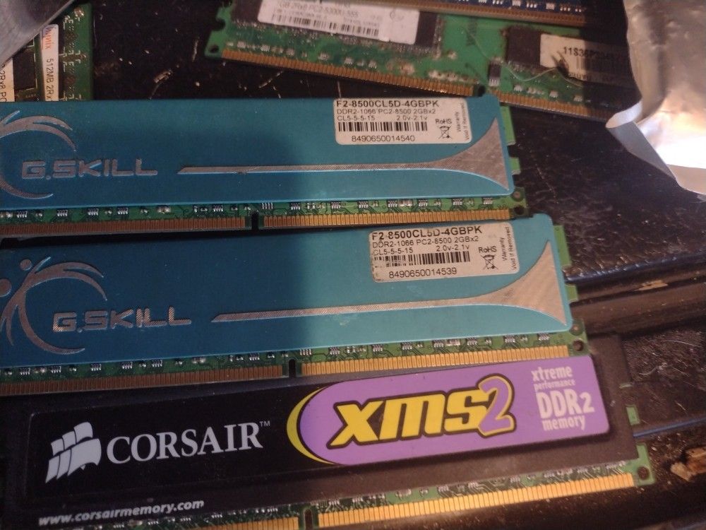 Ddr2 4 Gig Sticks And A 2 Gig Sticks Of Ram