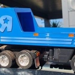 Toys R Us Tryck N Trailer 