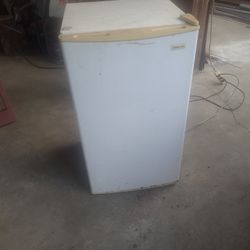 FREE Mini Fridge - Runs