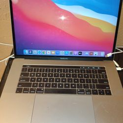 Mac Book Pro 17 Inch https://offerup.com/redirect/?o=MTYuR2I=.ram 1 TB Hard Drive 