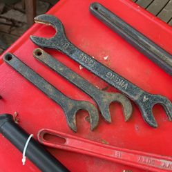 3 Vintage Viking Wrenches Heavy Metal Antique 